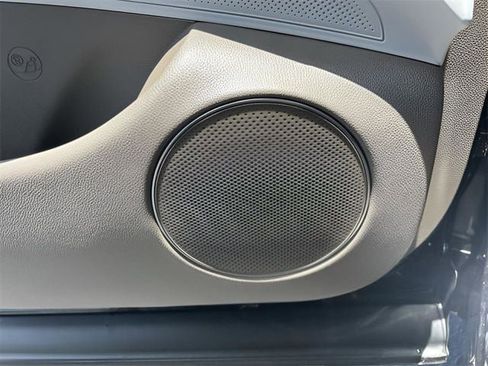 New 2026 Genesis GV70 2.5T Advanced AWD/4WD image 22
