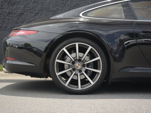 Certified 2014 Porsche 911 Carrera RWD image 36