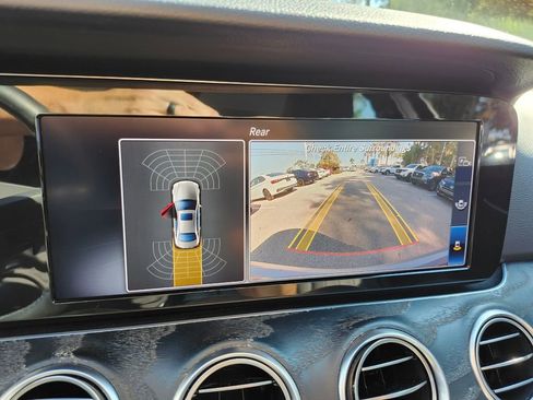 Used 2018 Mercedes-Benz E 300 E 300 image 22