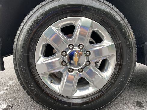 Used 2022 Chevrolet Silverado 2500 LTZ w/ LTZ Premium Package AWD/4WD image 47