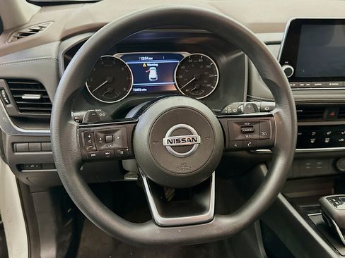 Used 2021 Nissan Rogue S image 18