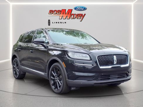 Used 2023 Lincoln Nautilus Reserve w/ Equipment Group 201A AWD/4WD image 3