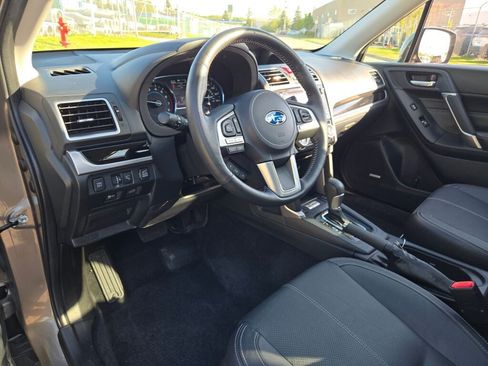 Used 2018 Subaru Forester 2.5i Touring AWD/4WD image 21