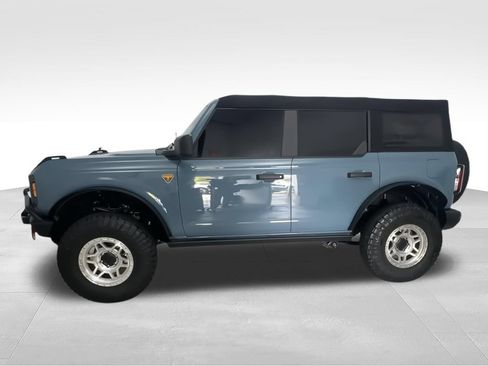 Used 2023 Ford Bronco Badlands AWD/4WD image 6