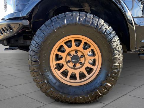 Used 2018 Ford F150 XLT w/ Equipment Group 302A Luxury image 10