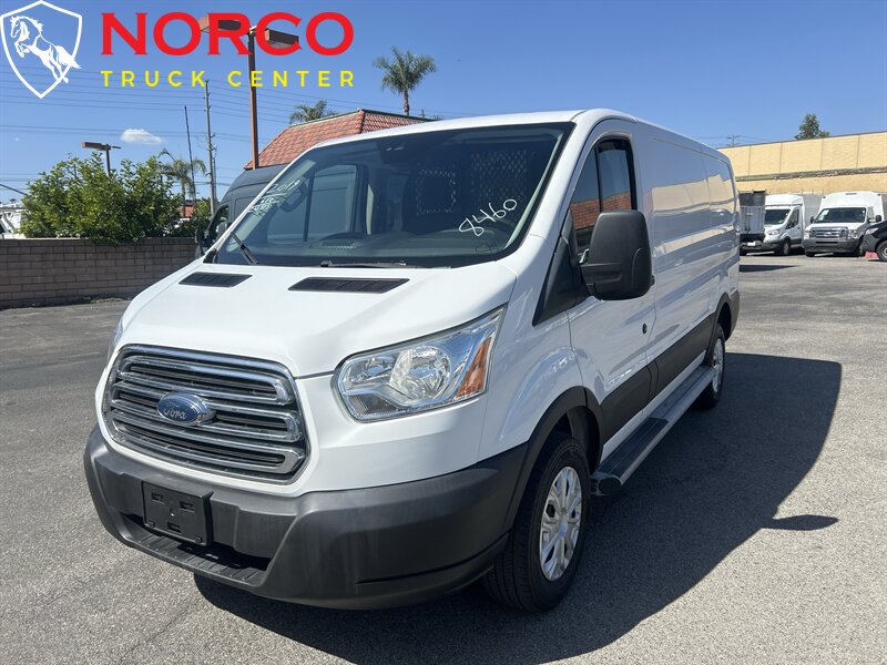 Used 2019 Ford Transit 250 130 Low Roof w/ Exterior Upgrade Package RWD image 4