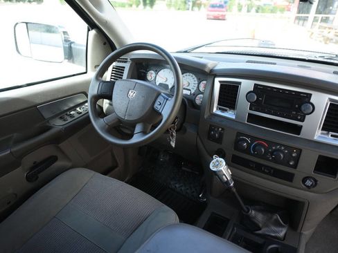 Used 2008 Dodge Ram 3500 Truck SXT image 15