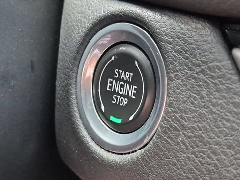 Used 2024 Cadillac XT4 Sport FWD image 27