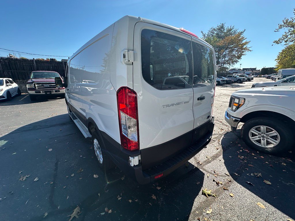 Used 2025 Ford Transit 250 Low Roof w/ Exterior Upgrade Package RWD image 9