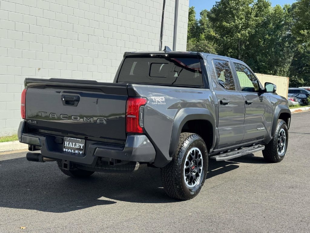 Used 2024 Toyota Tacoma TRD Off-Road w/ TRD Off Road Premium Package AWD/4WD image 23
