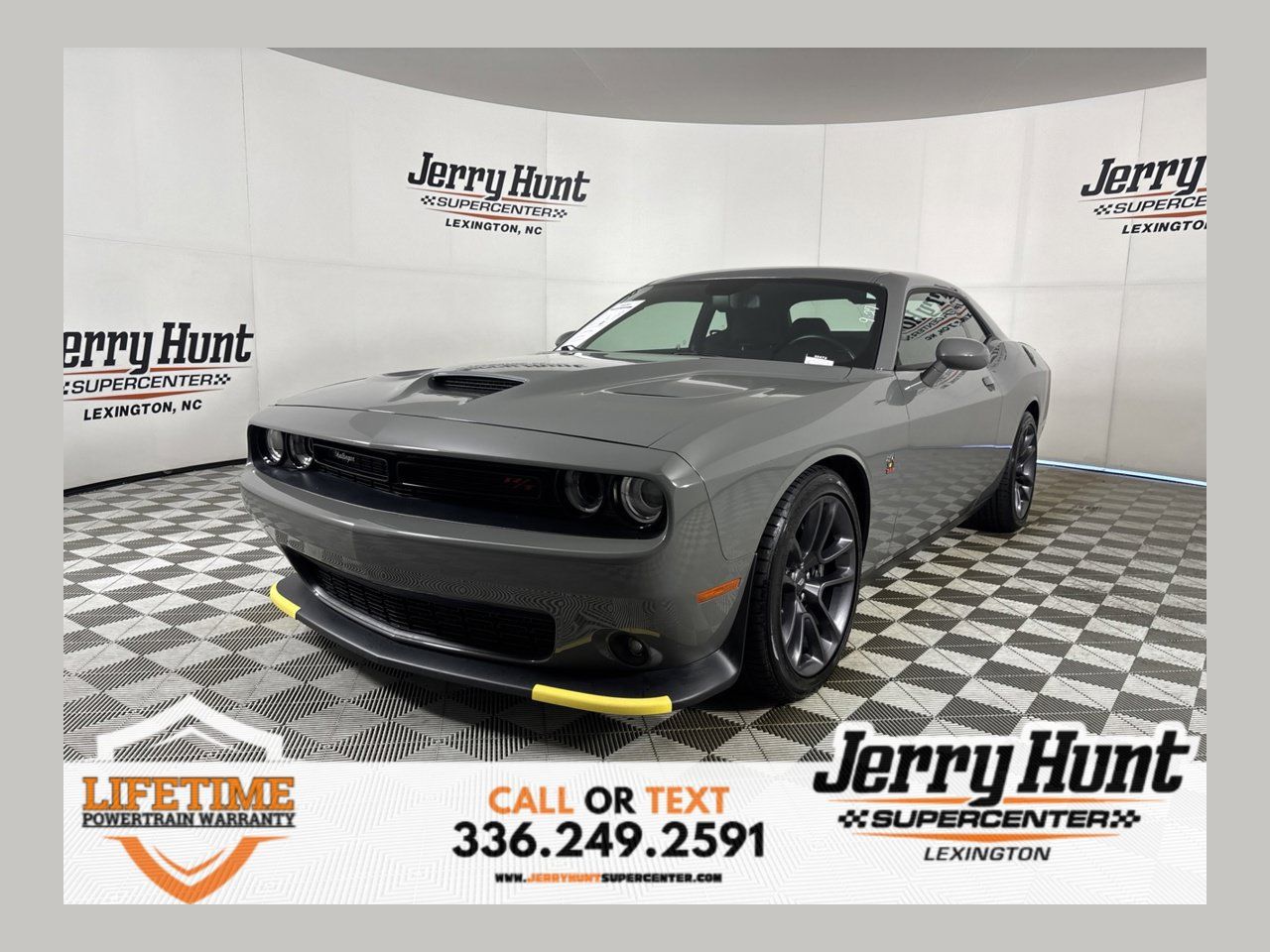 Used 2023 Dodge Challenger R/T Scat Pack w/ Scat Pack Stripe RWD image 1