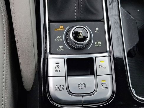 Used 2022 Kia Telluride SX w/ SX Prestige Package image 27