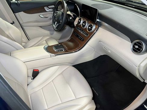 Certified 2021 Mercedes-Benz GLC 300 4MATIC image 11