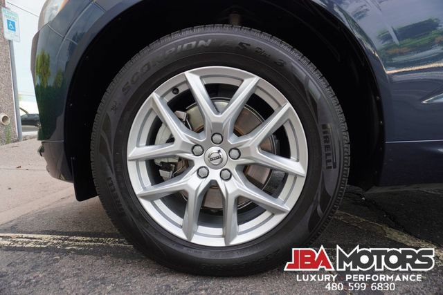 Used 2020 Volvo XC60 T5 Momentum w/ Protection Package Premier AWD/4WD image 29