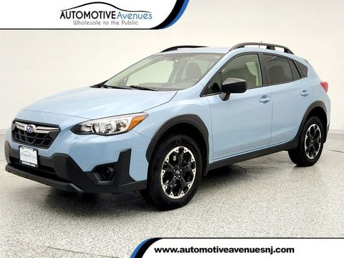 Used 2022 Subaru Crosstrek 2.0i image 1