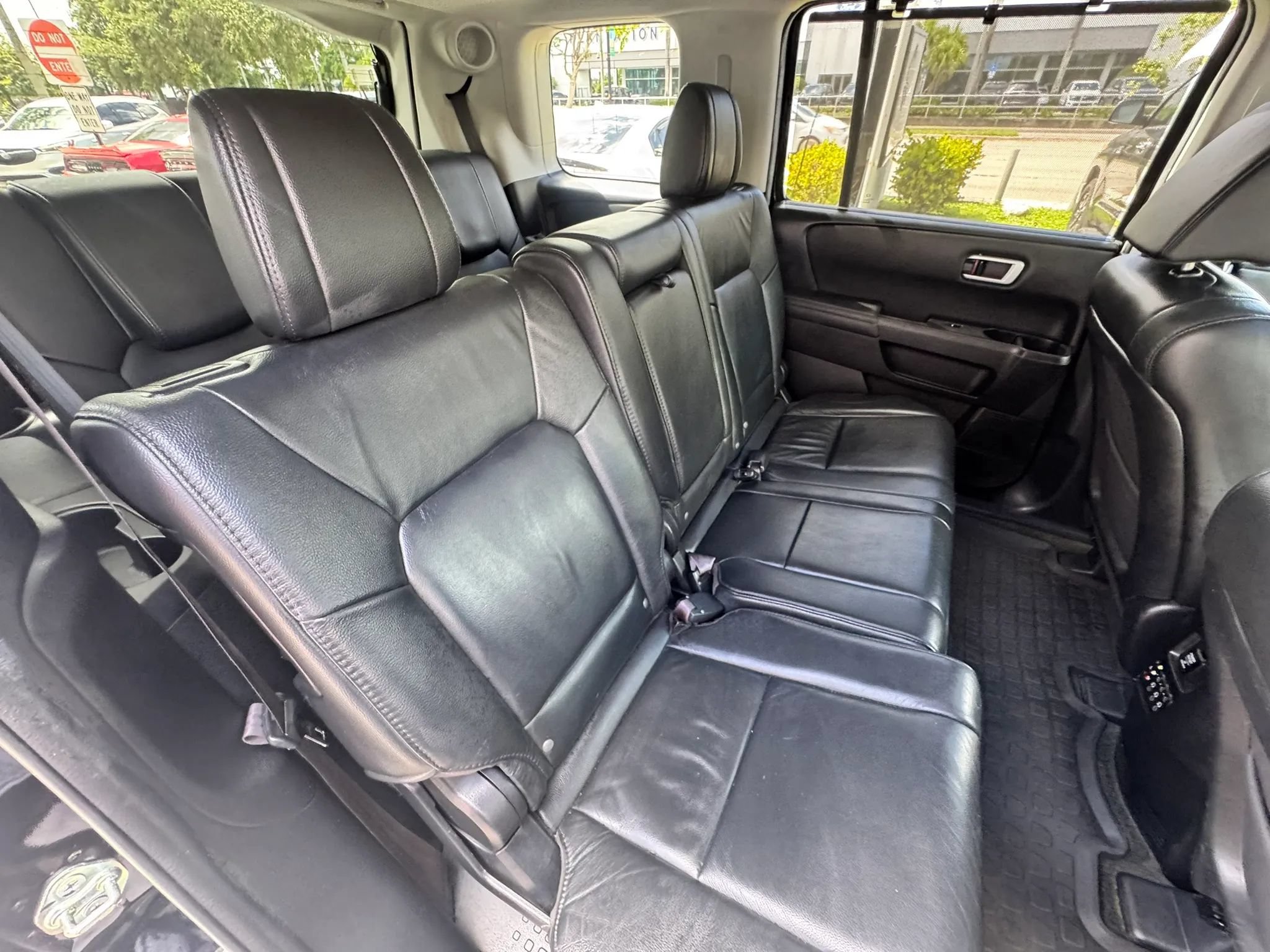 Used 2015 Honda Pilot Touring image 27
