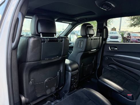 Used 2019 Dodge Durango SRT w/ Technology Group AWD/4WD image 14
