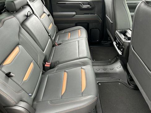 Used 2025 GMC Sierra 1500 AT4 w/ Technology Package image 26