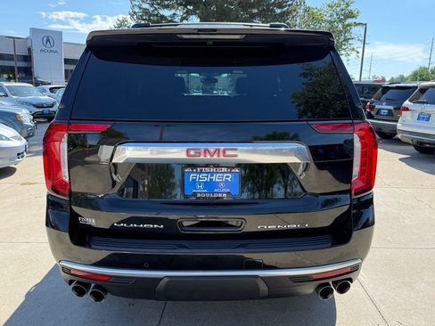 Used 2022 GMC Yukon XL Denali AWD/4WD image 5