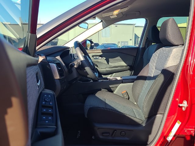 Certified 2023 Nissan Rogue SV AWD/4WD image 13