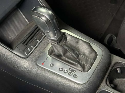 Used 2013 Volkswagen Tiguan SEL AWD/4WD image 30