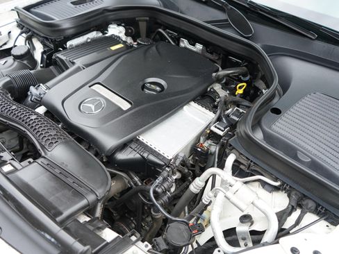 Used 2017 Mercedes-Benz GLC 300 image 11