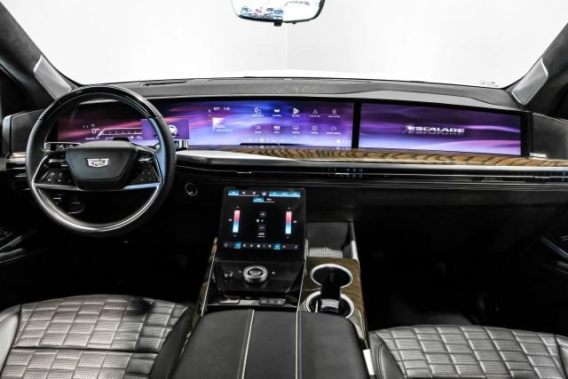 Used 2025 Cadillac Escalade Sport Platinum AWD/4WD image 16