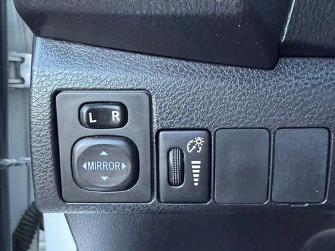 Used 2014 Toyota Corolla S FWD image 27