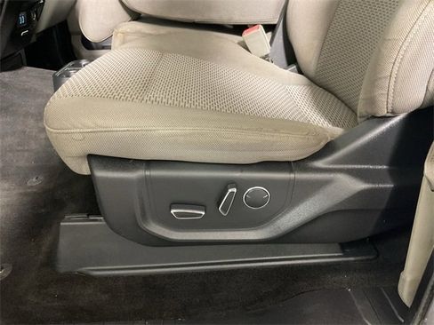 Used 2018 Ford F150 XLT w/ Equipment Group 302A Luxury image 16