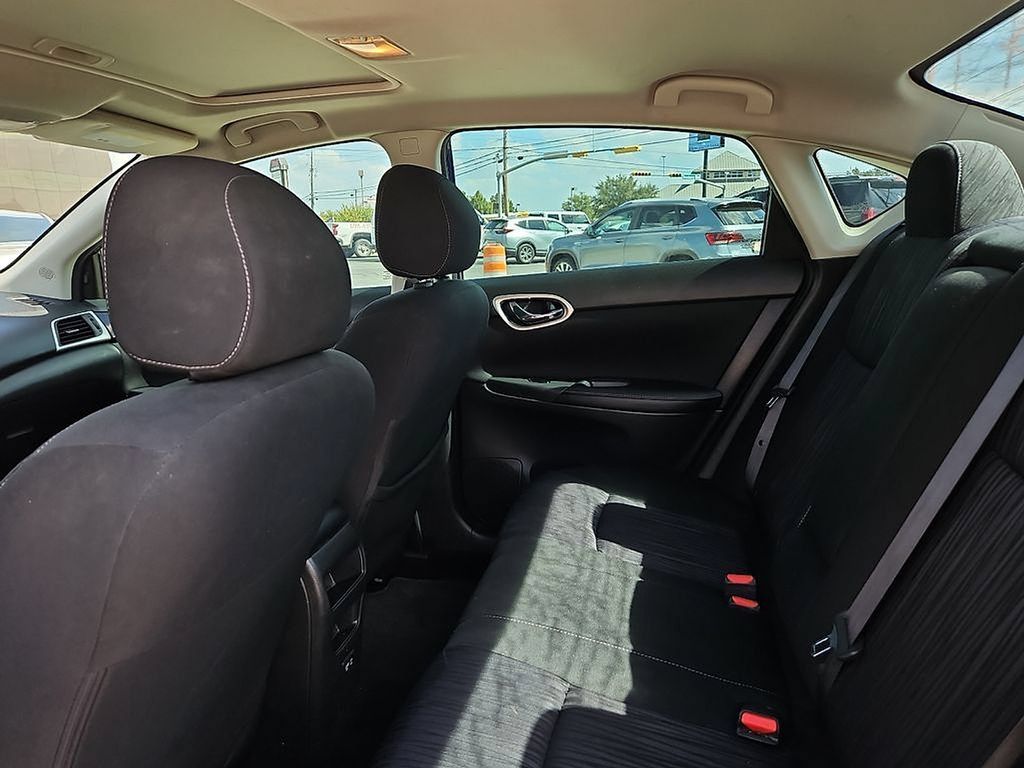 Used 2019 Nissan Sentra SV w/ Special Edition Package FWD image 16