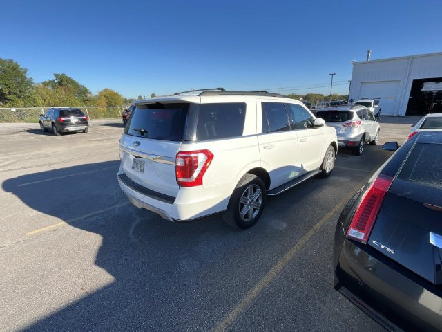 Used 2020 Ford Expedition XLT w/ Equipment Group 202A RWD image 2