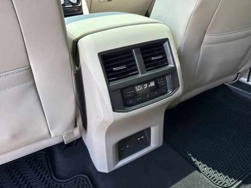 Used 2021 Volkswagen Atlas SEL Premium AWD/4WD image 23