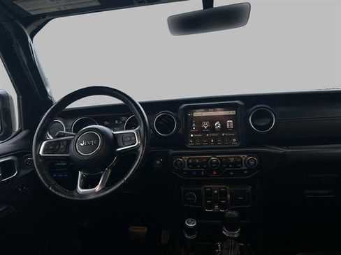 Used 2022 Jeep Wrangler Unlimited Sahara w/ Cold Weather Group image 14