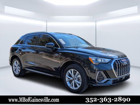 Used 2021 Audi Q3 2.0T Premium w/ Convenience Package image 1