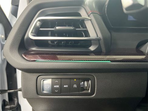 New 2026 Chevrolet Traverse RS w/ LPO, Floor Liner Package image 18