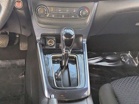 Used 2017 Nissan Sentra SR image 22