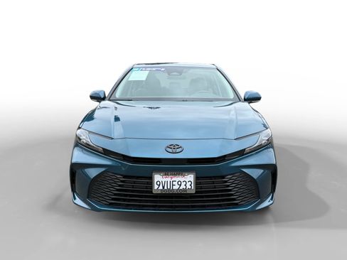 Used 2026 Toyota Camry LE FWD image 8