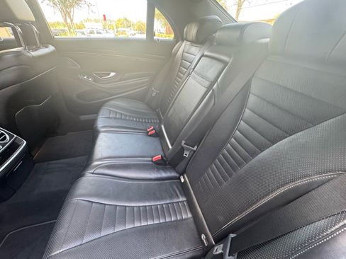 Used 2018 Mercedes-Benz S 560 4MATIC Sedan image 30
