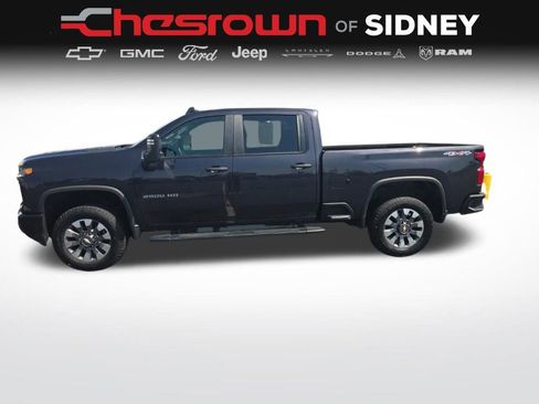 Used 2024 Chevrolet Silverado 2500 Custom w/ Custom Value Package AWD/4WD image 8