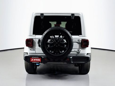 Used 2024 Jeep Wrangler Unlimited Sahara w/ Safety Group AWD/4WD image 4