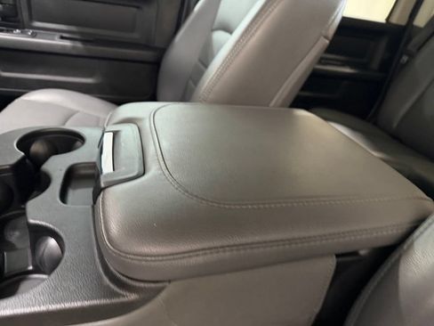 Used 2018 RAM 2500 Tradesman w/ Chrome Appearance Group AWD/4WD image 25