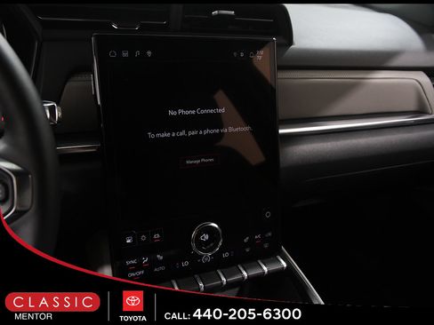 Used 2026 GMC Terrain Elevation w/ Elevation Premium Package AWD/4WD image 11