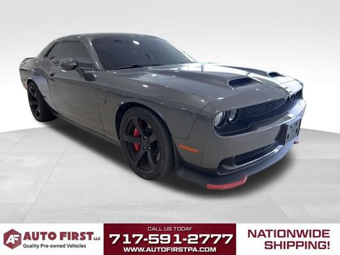 Used 2023 Dodge Challenger SRT Hellcat image 1