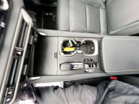 Used 2024 Lexus RX 350 AWD image 20