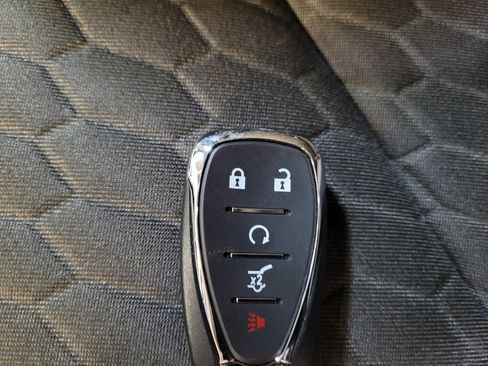 Used 2018 Chevrolet Equinox LT AWD/4WD image 32
