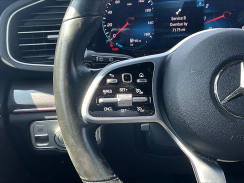 Used 2020 Mercedes-Benz GLE 350 w/ Premium Package image 18