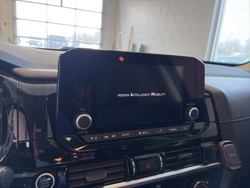 Used 2023 Nissan Pathfinder SV w/ Cargo Package image 42