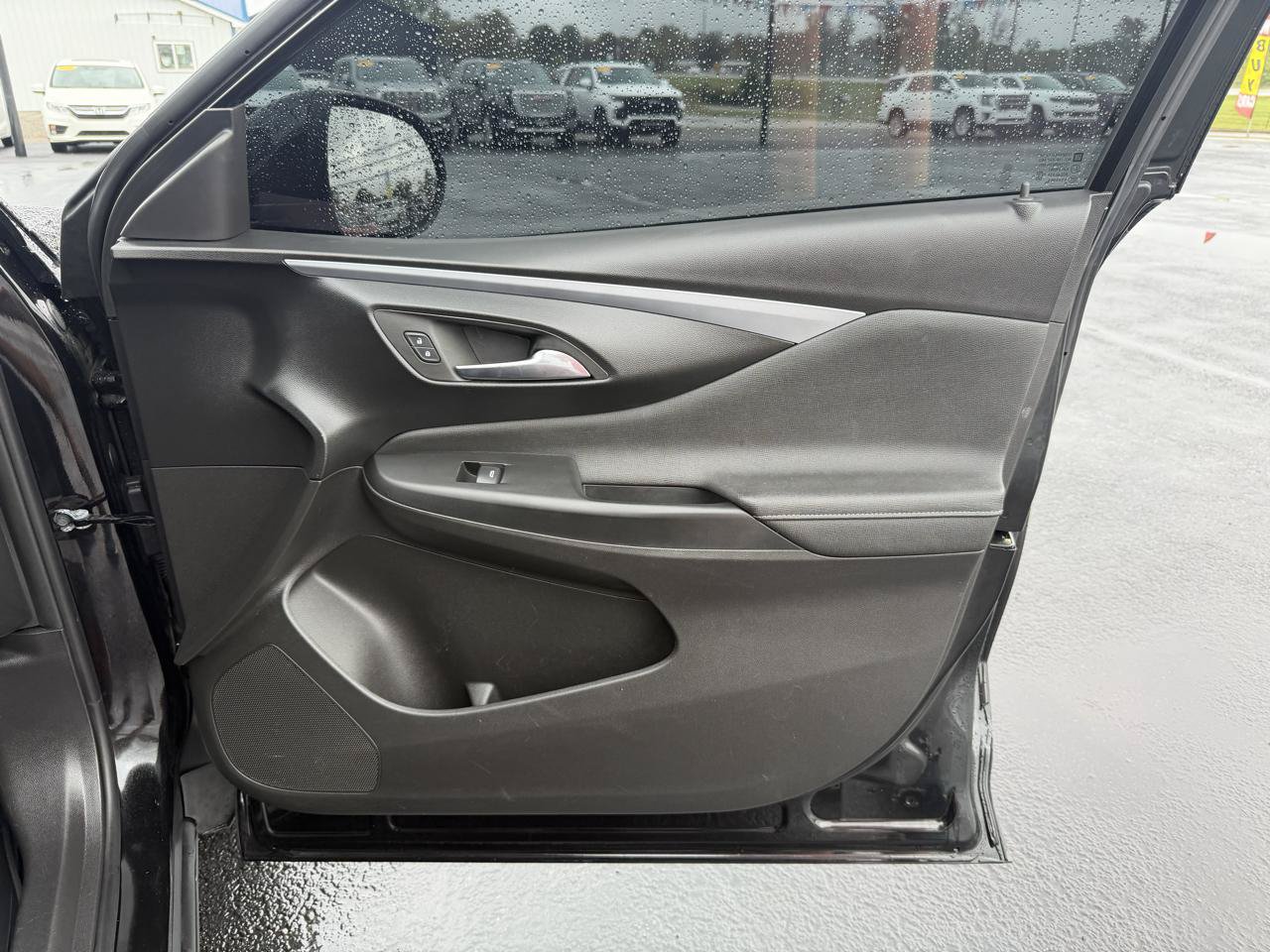 Used 2024 Buick Envista Preferred w/ Convenience I Package FWD image 20