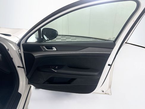 Used 2025 Kia K5 LXS image 30