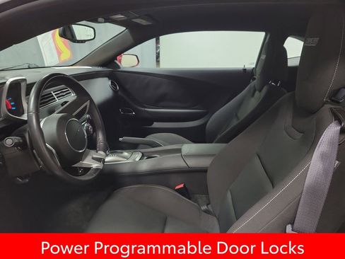 Used 2011 Chevrolet Camaro SS RWD image 12